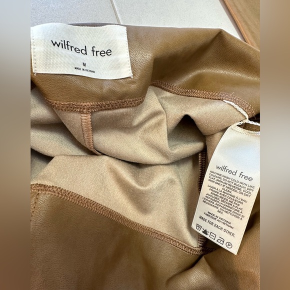 Aritzia Daria Pant - Picture 3 of 5